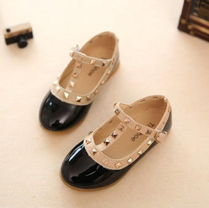 Bekamille 2019 children casual shoes girls spring autumn leather shoes fashion Rivet princess baby shoes Kids girls sandals