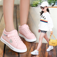 Load image into Gallery viewer, KRIATIV 2018 Autumn New Kids Shoes for Girl Toddler Slippers Tenis Infant Children Sneakers White Heart Shape Love Baby Shoe